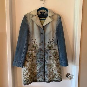 Embellished 3/4 Denim Coat!